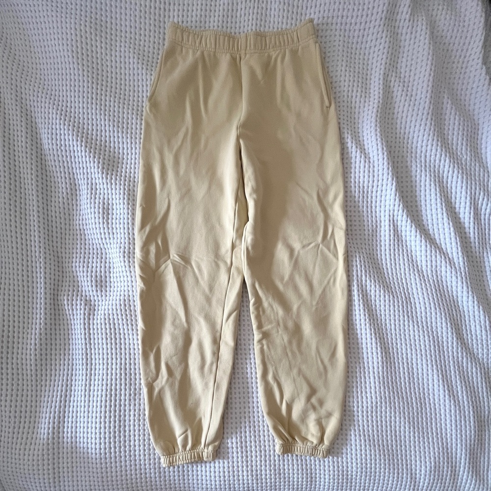 Tna Cozy Fleece Mega Sweatpant Gd Lemongrass XS